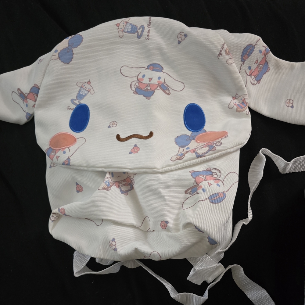 (Message Me If You'd Like To Buy) Cute Sanrio Cinnamoroll Backpack